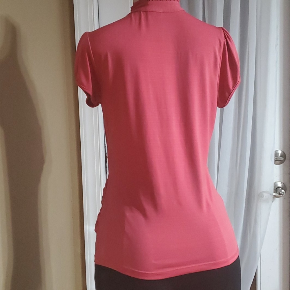 Gorgeous blouse - Picture 8 of 9